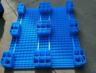 有氣味的塑料托盤能買嗎？